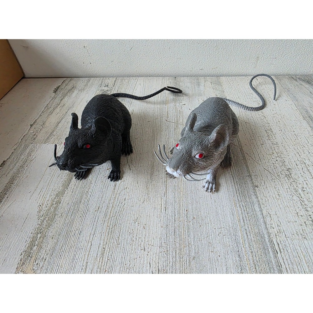 Vintage rubber rat black gray Halloween prop life like life size decor